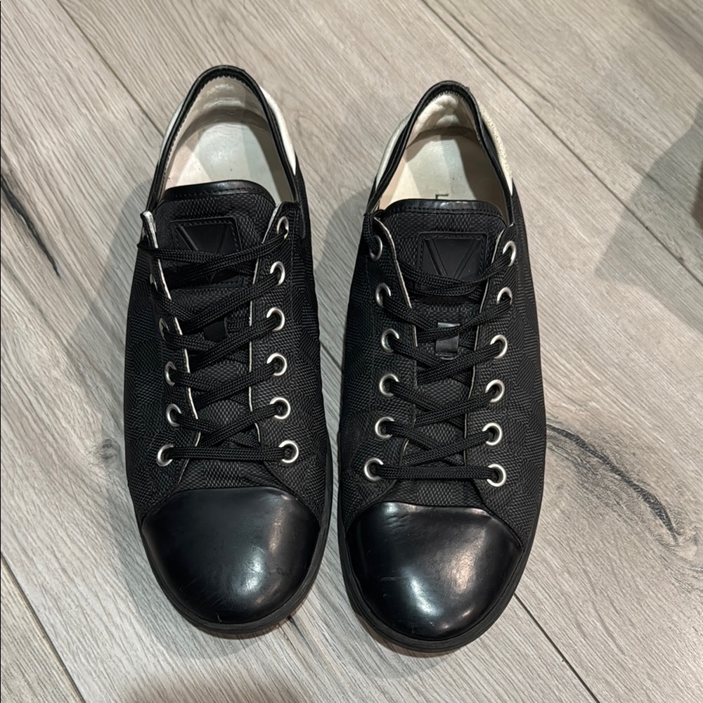 Black Men's Sneakers